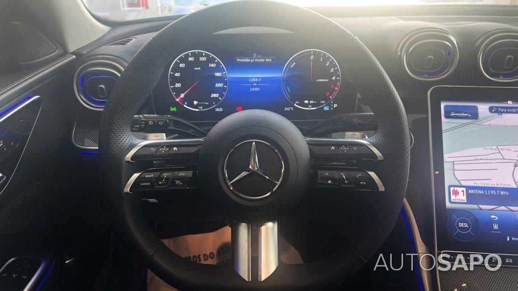 Mercedes-Benz Classe C 300 de AMG Line de 2024