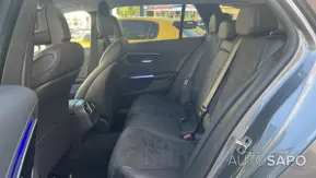 Mercedes-Benz Classe C 300 de AMG Line de 2024