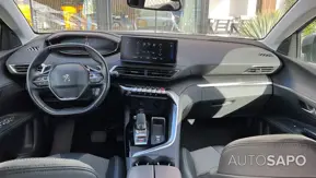 Peugeot 5008 de 2021