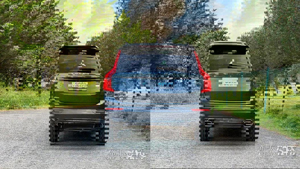 Volvo XC90 2.0 T8 PHEV R-Design AWD de 2021