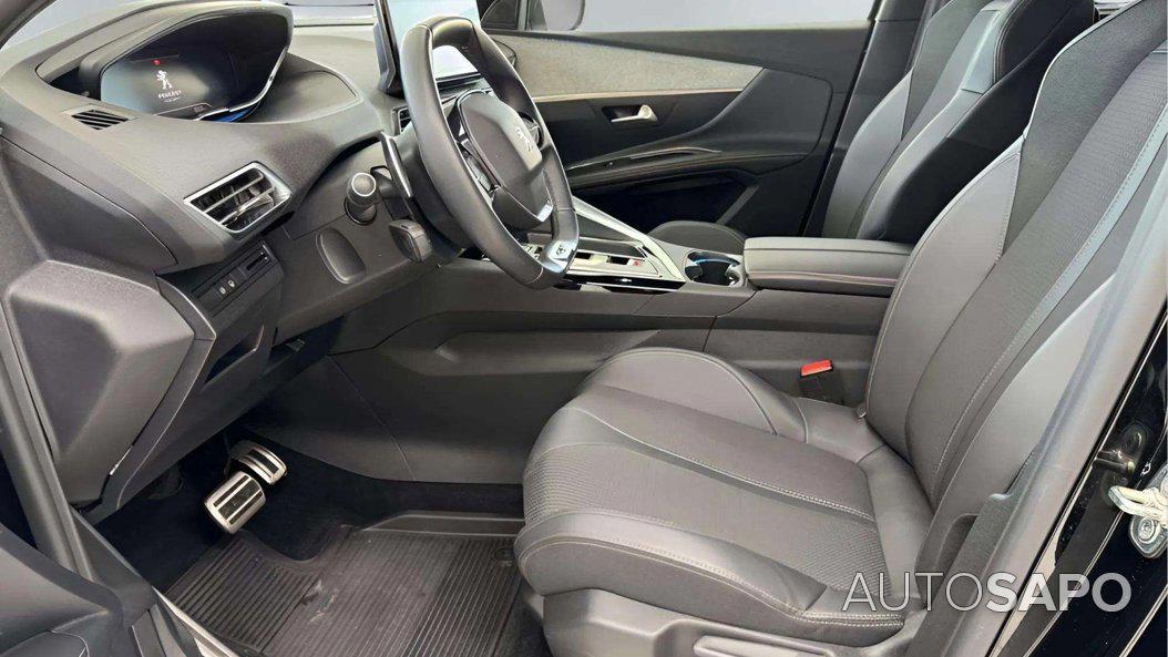Peugeot 5008 de 2023