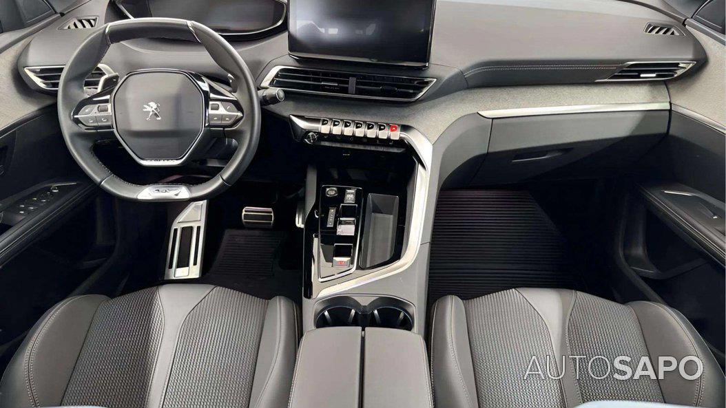 Peugeot 5008 de 2023