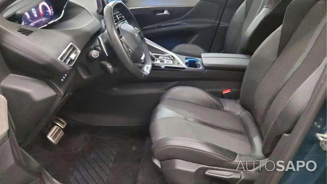 Peugeot 5008 de 2022
