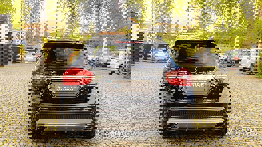 Mercedes-Benz Classe GLA de 2016