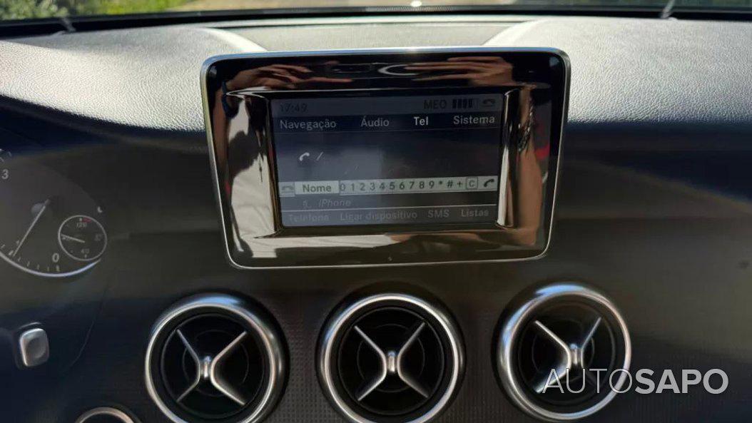 Mercedes-Benz Classe A 180 CDi Classic Auto. de 2015
