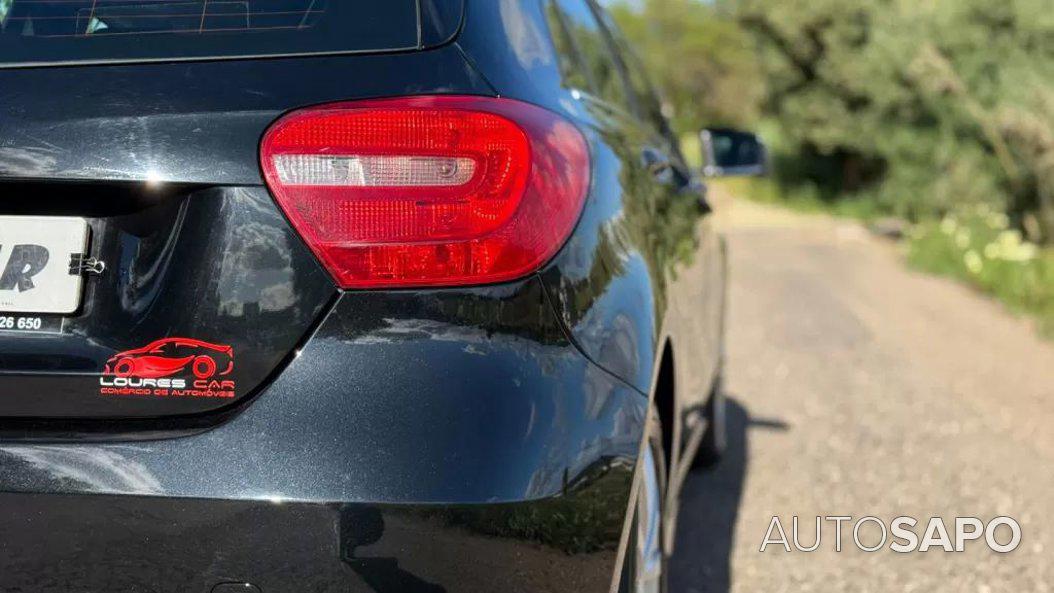 Mercedes-Benz Classe A 180 CDi Classic Auto. de 2015
