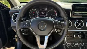 Mercedes-Benz Classe A 180 CDi Classic Auto. de 2015