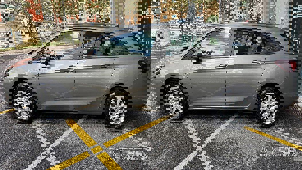 Opel Astra de 2016