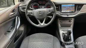 Opel Astra de 2016