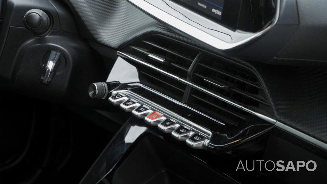 Peugeot 208 1.2 PureTech Active de 2021