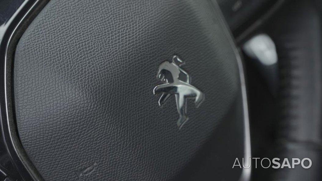 Peugeot 208 1.2 PureTech Active de 2021