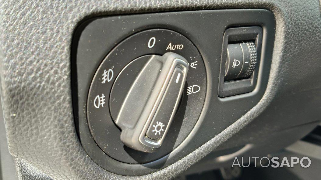 Volkswagen Golf 1.6 TDi Sportline de 2013