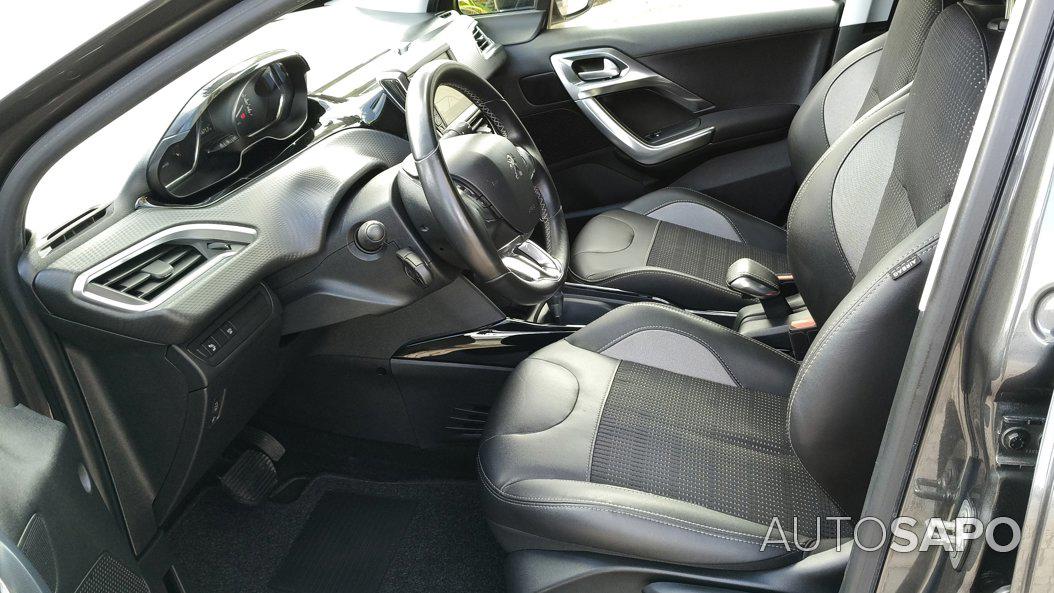Peugeot 2008 1.2 PureTech Allure EAT6 de 2019