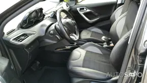Peugeot 2008 1.2 PureTech Allure EAT6 de 2019