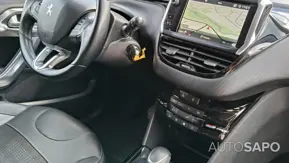 Peugeot 2008 1.2 PureTech Allure EAT6 de 2019