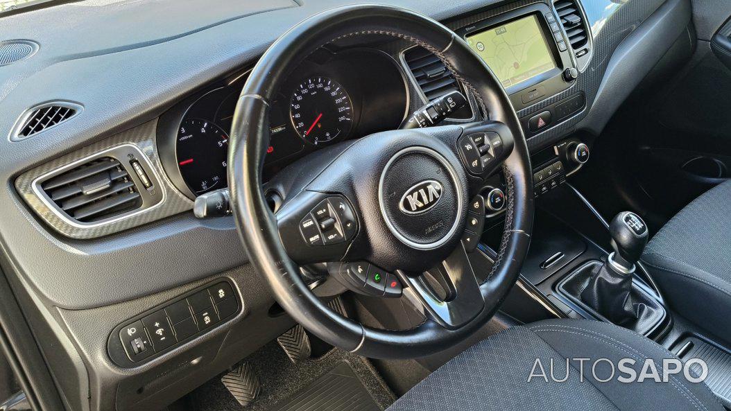 Kia Carens 1.7 CRDi ISG TX de 2017