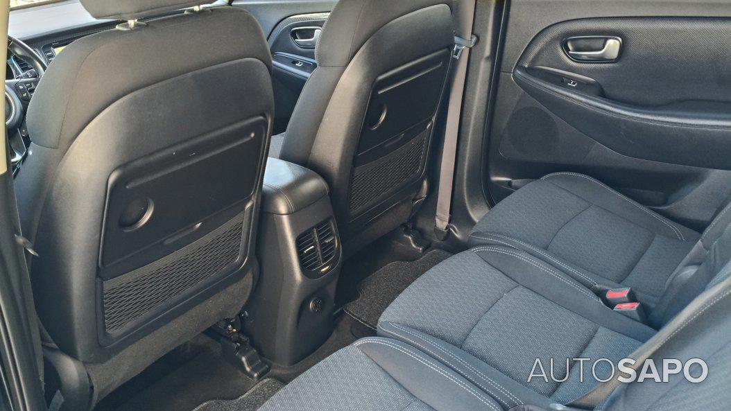 Kia Carens 1.7 CRDi ISG TX de 2017