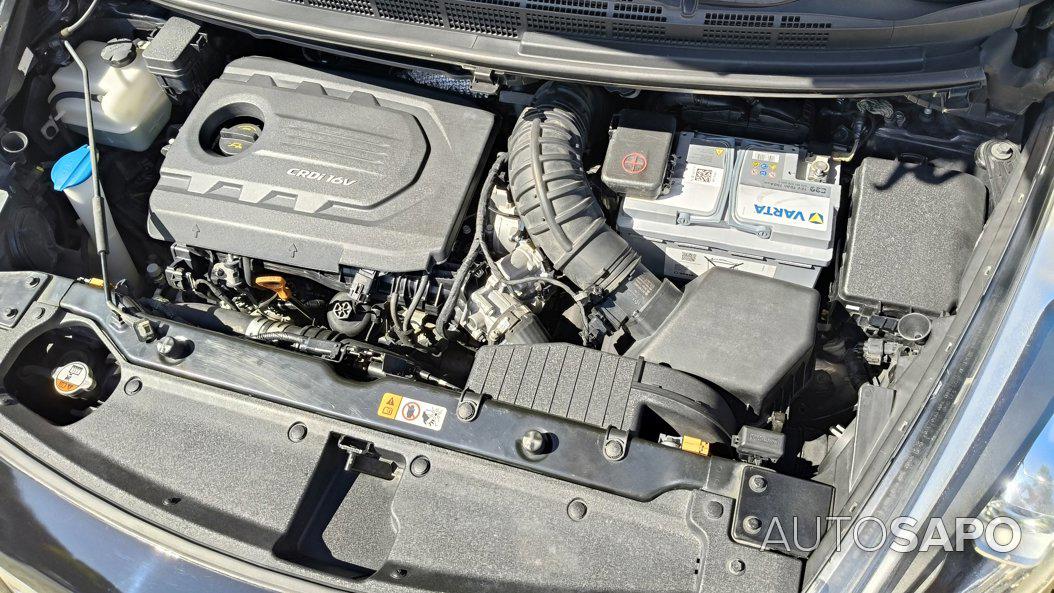 Kia Carens 1.7 CRDi ISG TX de 2017