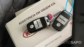 Kia Carens 1.7 CRDi ISG TX de 2017
