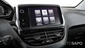 Peugeot 208 1.2 PureTech Allure de 2016