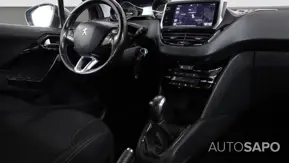 Peugeot 208 1.2 PureTech Allure de 2016