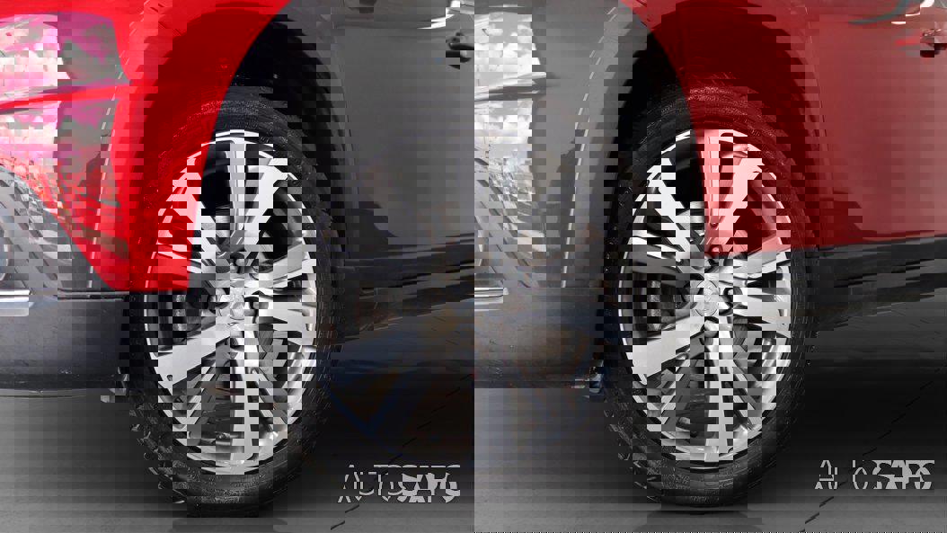 Peugeot 2008 1.2 PureTech Allure EAT6 de 2016