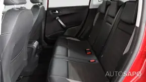 Peugeot 2008 1.2 PureTech Allure EAT6 de 2016