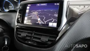 Peugeot 2008 1.2 PureTech Allure EAT6 de 2016