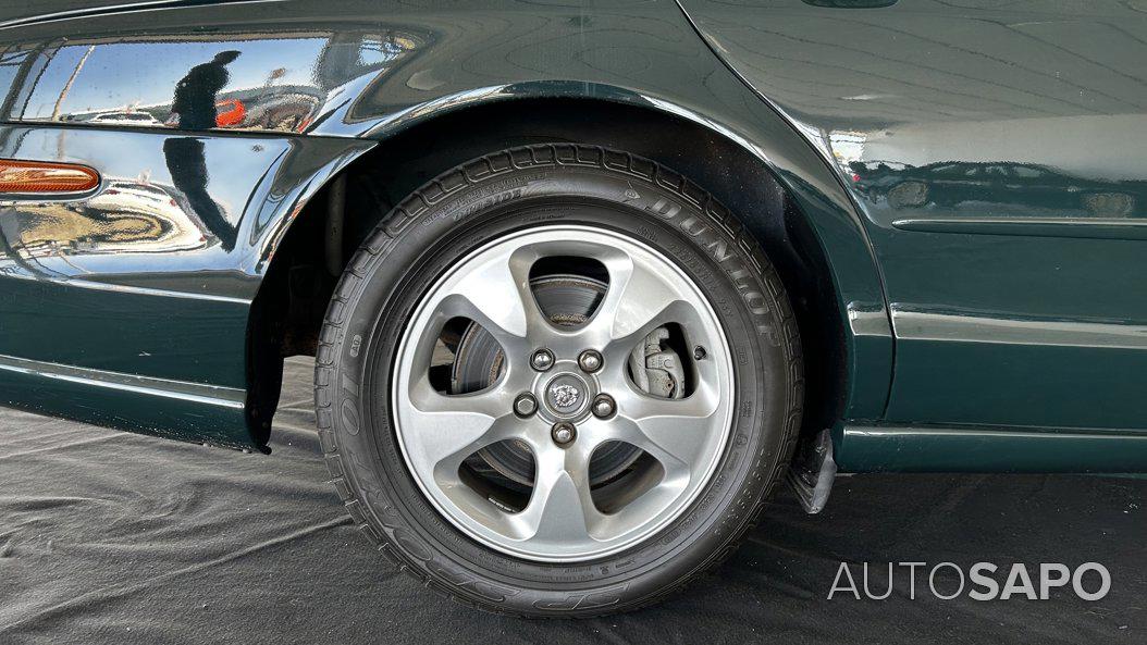 Jaguar S-Type 3.0 V6 Executive Auto. de 2000