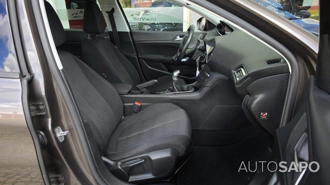 Peugeot 308 de 2015