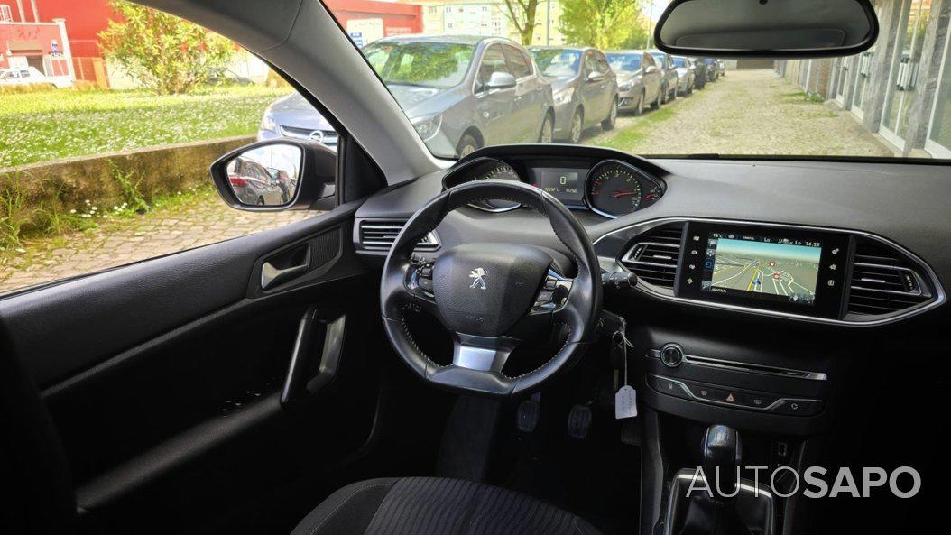 Peugeot 308 de 2015