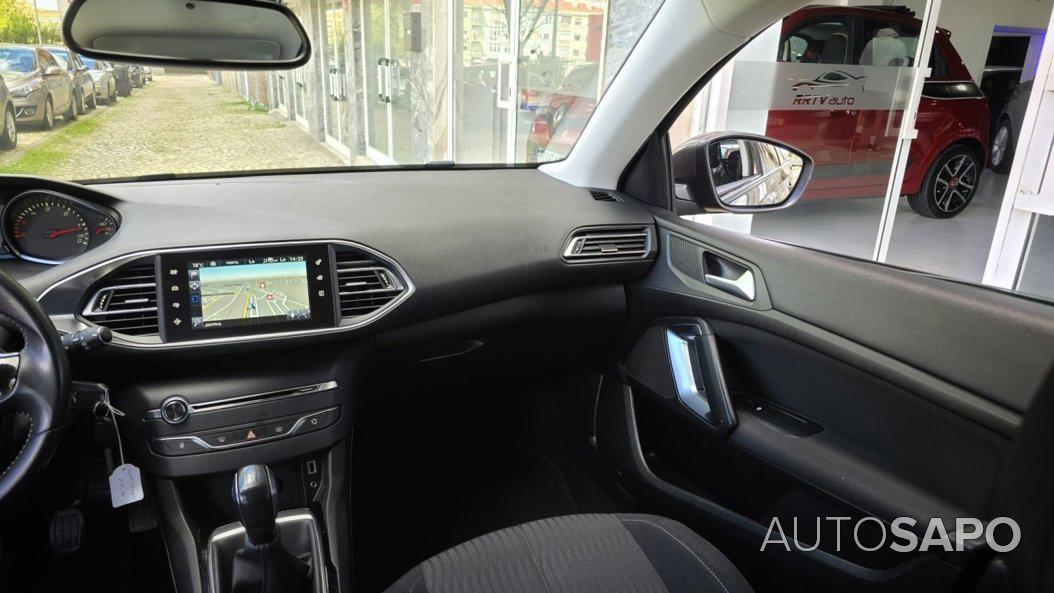 Peugeot 308 de 2015