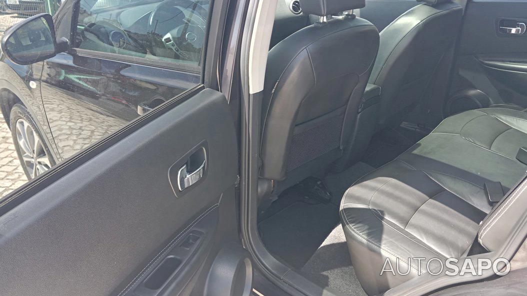 Nissan Qashqai 1.5 dCi Tekna Pre.P.Preta 18 de 2010