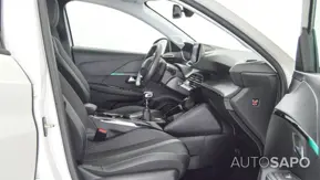 Peugeot 208 1.2 PureTech Allure de 2022