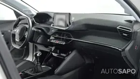 Peugeot 208 1.2 PureTech Allure de 2022