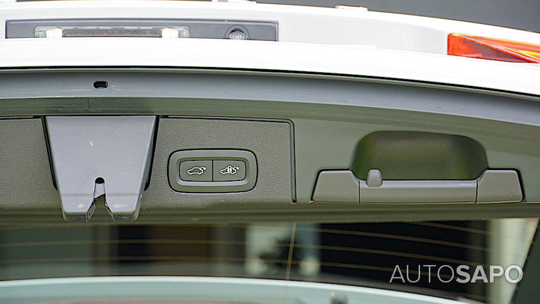 Volvo XC60 2.0 T6 PHEV Inscription AWD de 2022