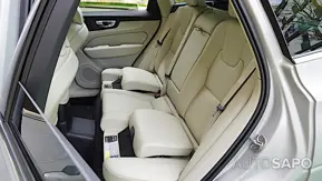 Volvo XC60 2.0 T6 PHEV Inscription AWD de 2022