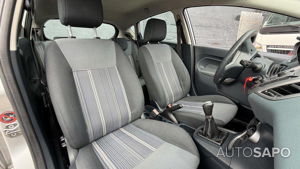 Ford Fiesta 1.25 Techno de 2010