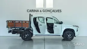 Mitsubishi L200 Strakar de 2022