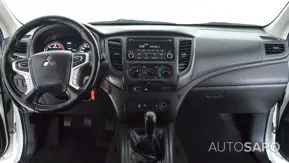 Mitsubishi L200 Strakar de 2022
