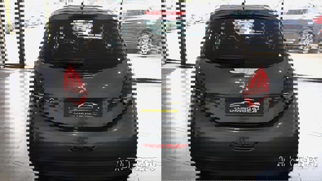 Peugeot 208 de 2016