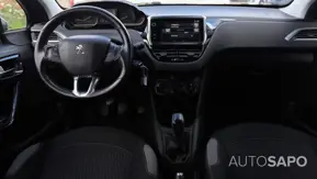Peugeot 208 de 2016