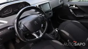 Peugeot 208 de 2016