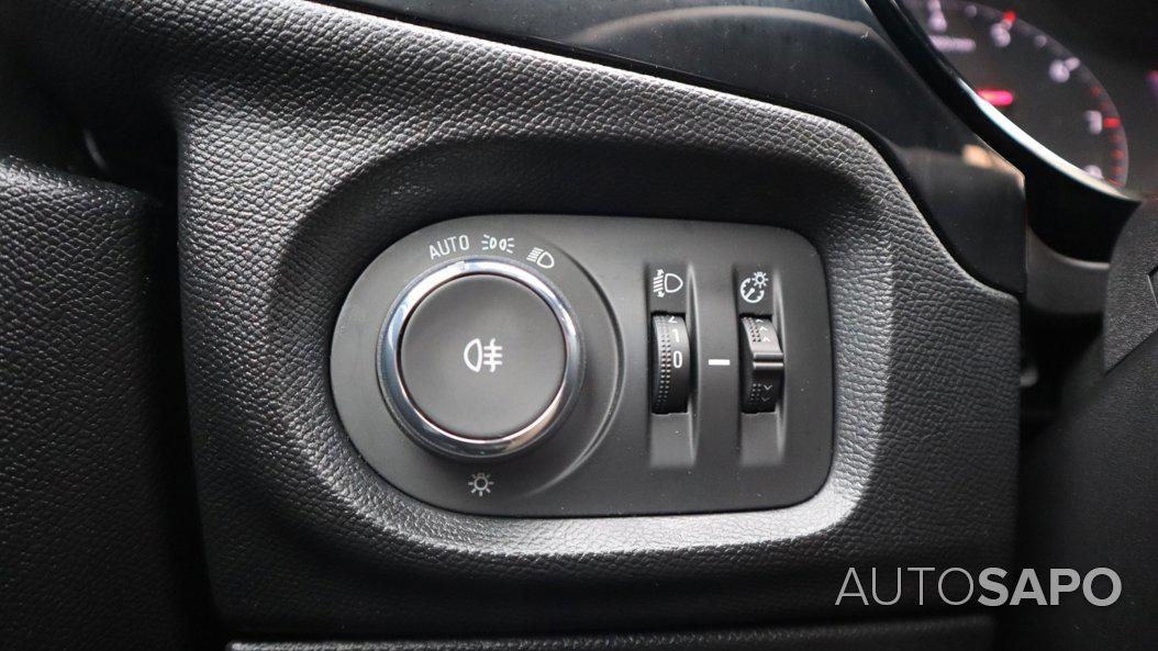 Opel Corsa 1.2 Business Edition de 2020