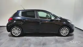Peugeot 208 1.2 PureTech Style de 2017