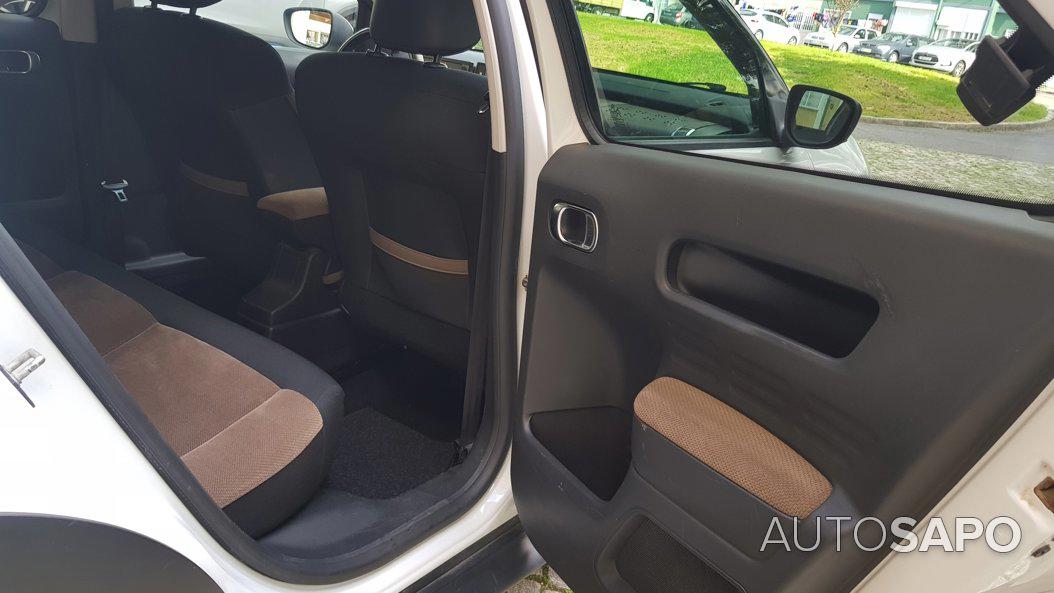 Citroen C4 Cactus 1.5 BlueHDi Shine de 2015