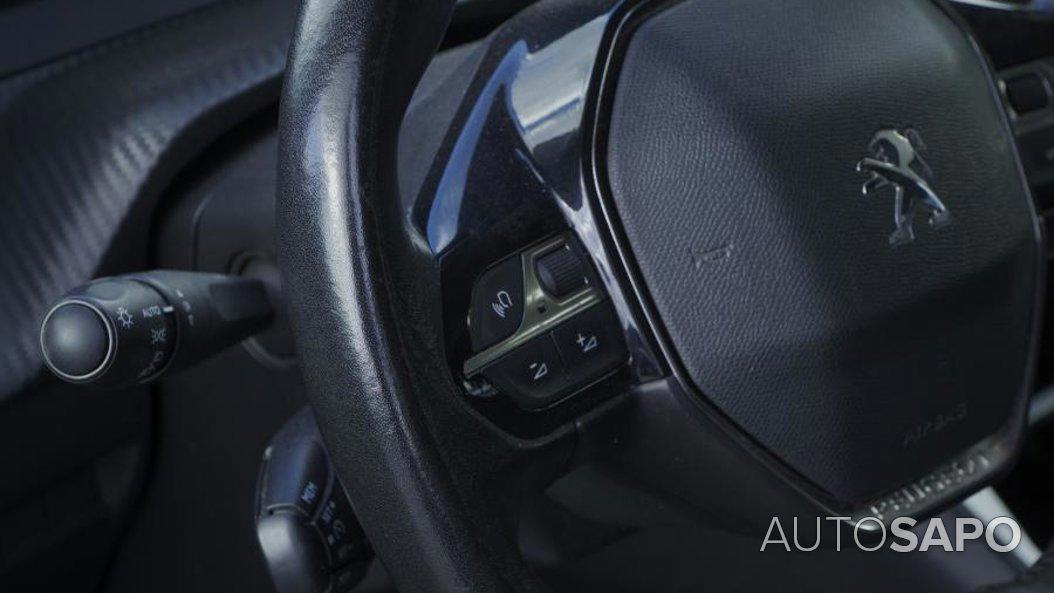 Peugeot 208 1.2 PureTech Active de 2021