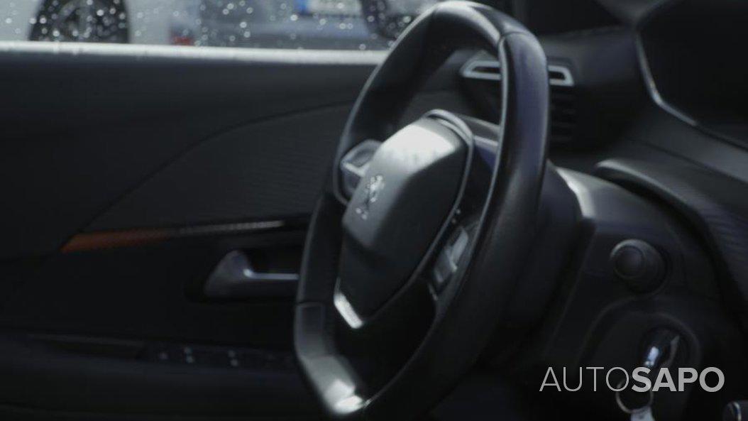 Peugeot 208 1.2 PureTech Active de 2021