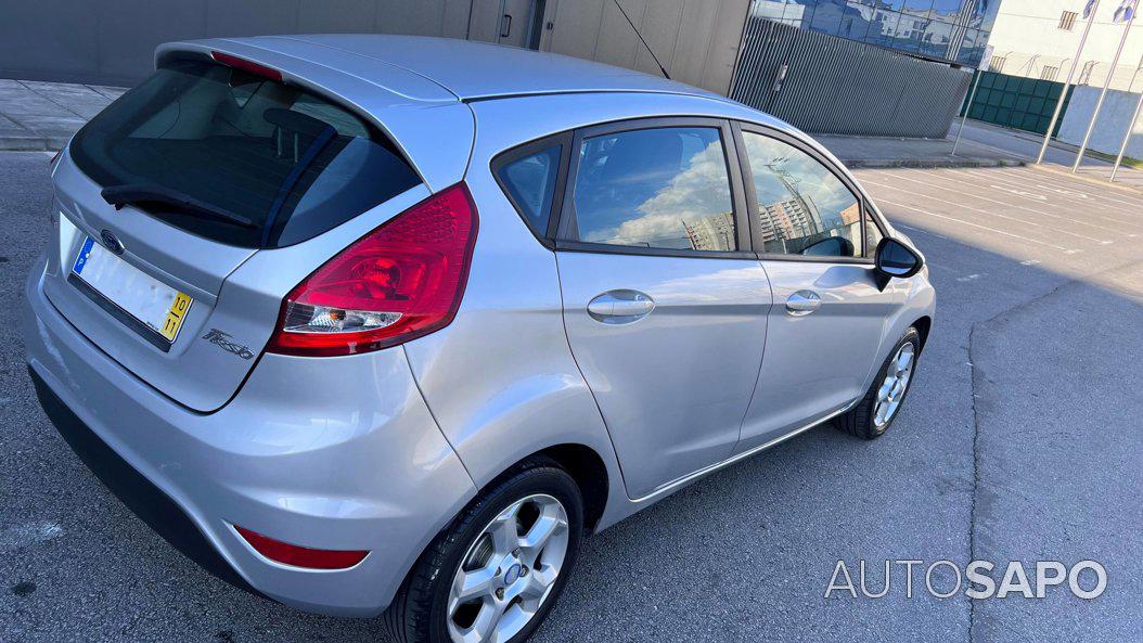 Ford Fiesta 1.4 TDCi Techno de 2010