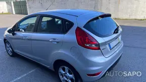 Ford Fiesta 1.4 TDCi Techno de 2010